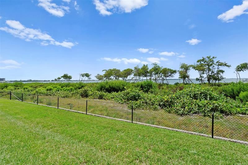 23 Harbour Isle Dr, Unit 102, Hutchinson Island, FL 34949 Photo