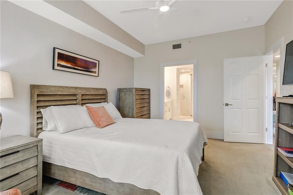 401 Bayfront Pl, Unit 3306, Naples, FL 34102 Photo