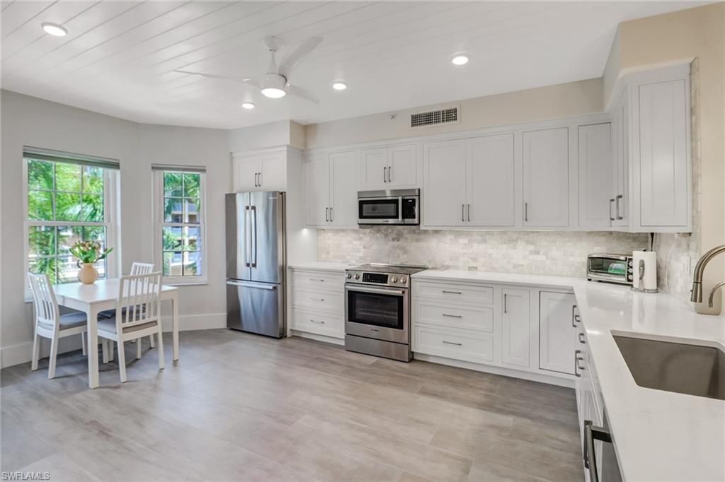 401 Bayfront Pl, Unit 3306, Naples, FL 34102 Photo