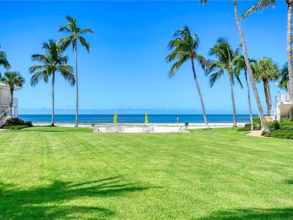 2151 Gulf Shore BLVD N, Unit 204, NAPLES, FL 34102