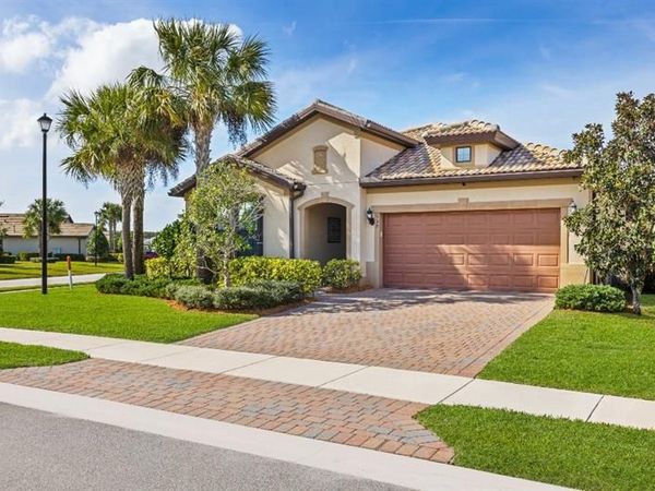 239 SE Courances Dr, Port St Lucie, FL 34984