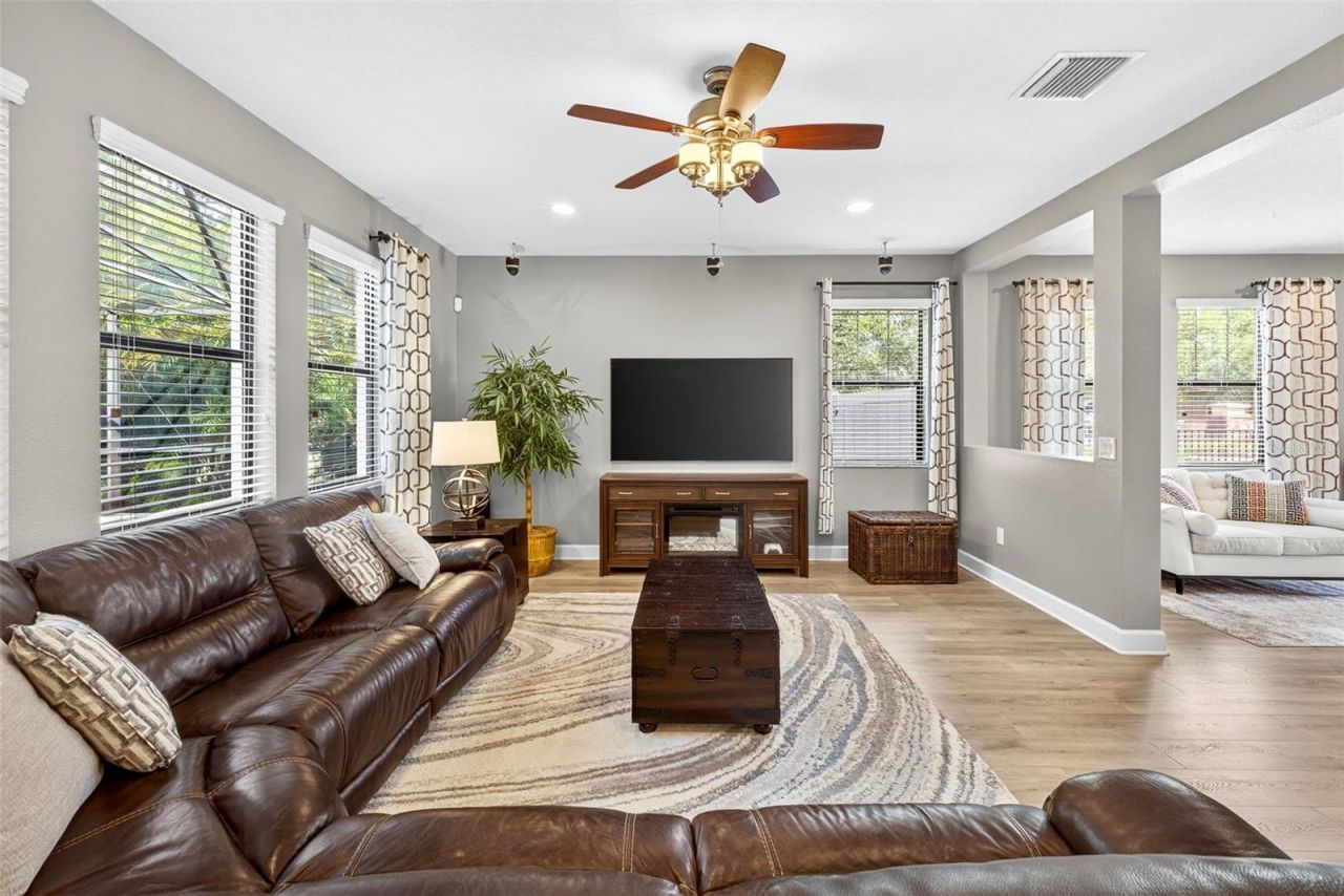 11303 Lazy Hickory Lane, Tampa, FL 33635 Photo