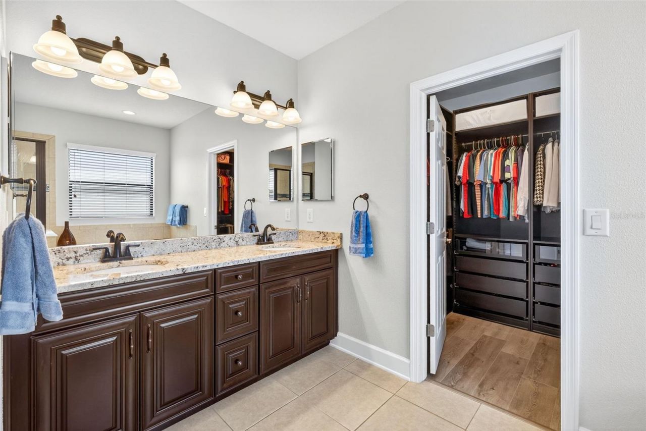 11303 Lazy Hickory Lane, Tampa, FL 33635 Photo