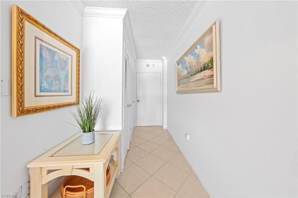 1977 Gulf Shore Blvd N, Unit 302, Naples, FL 34102 Photo