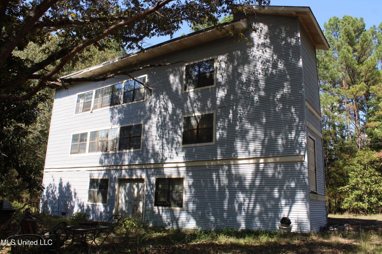 1540 Robert Ford Road, Waterford, MS 38685 Main Photo