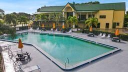 4190 Gator Greens Way, Unit 12, Fort Pierce, FL 34982 Photo