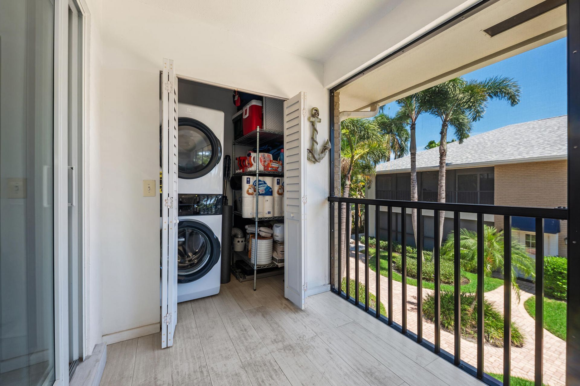 807 NE 1st Street, Unit 6w, Delray Beach, FL 33483 Photo