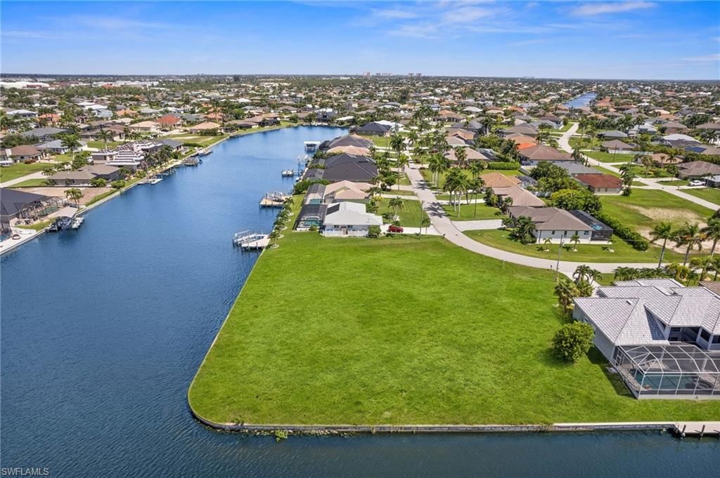 2701 SW 30th Ter, Cape Coral, FL 33914 Photo