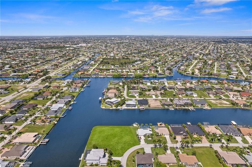 2701 SW 30th Ter, Cape Coral, FL 33914 Photo