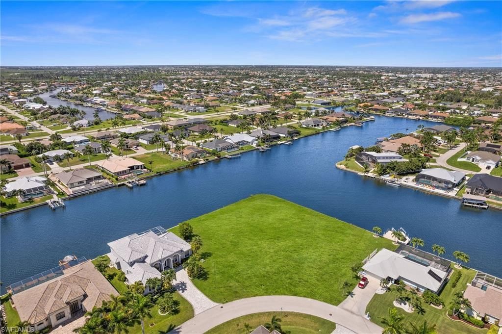 2701 SW 30th Ter, Cape Coral, FL 33914 Photo