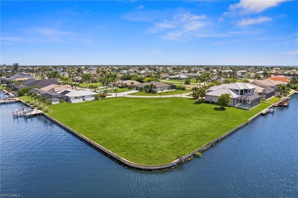 2701 SW 30th Ter, Cape Coral, FL 33914 Photo