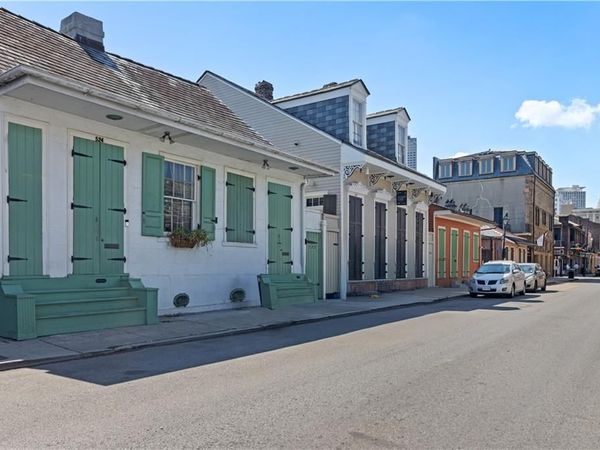 522 BURGUNDY Street, New Orleans, LA 70112