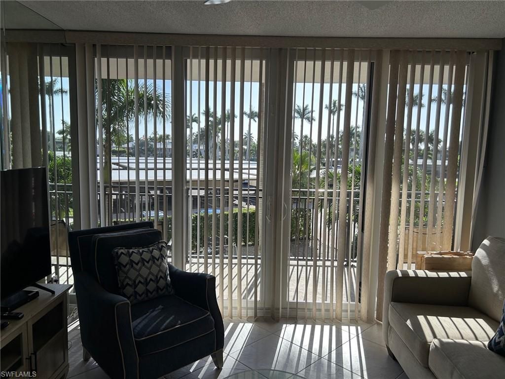 180 Seaview Ct, Unit 212, Marco Island, FL 34145 Photo