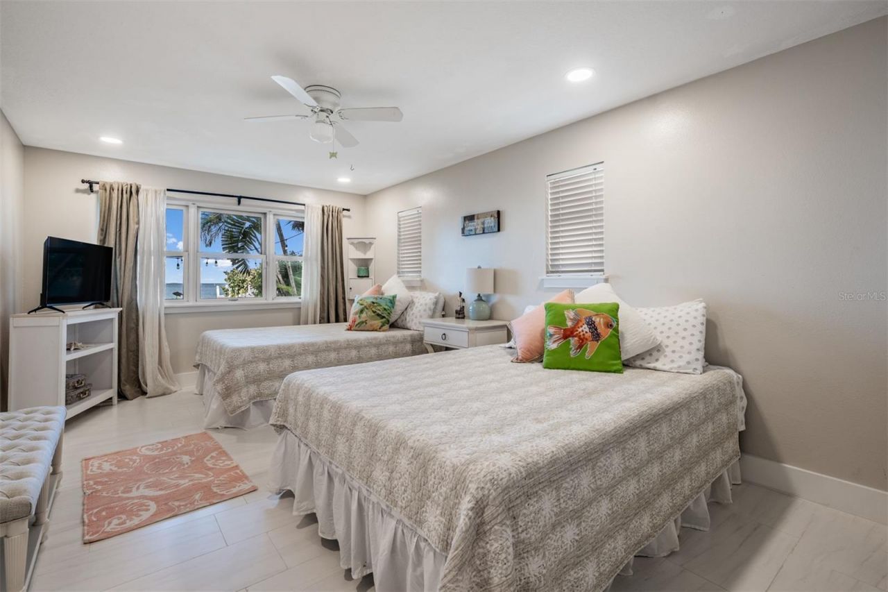 615 N Mayo Street, Crystal Beach, FL 34681 Photo