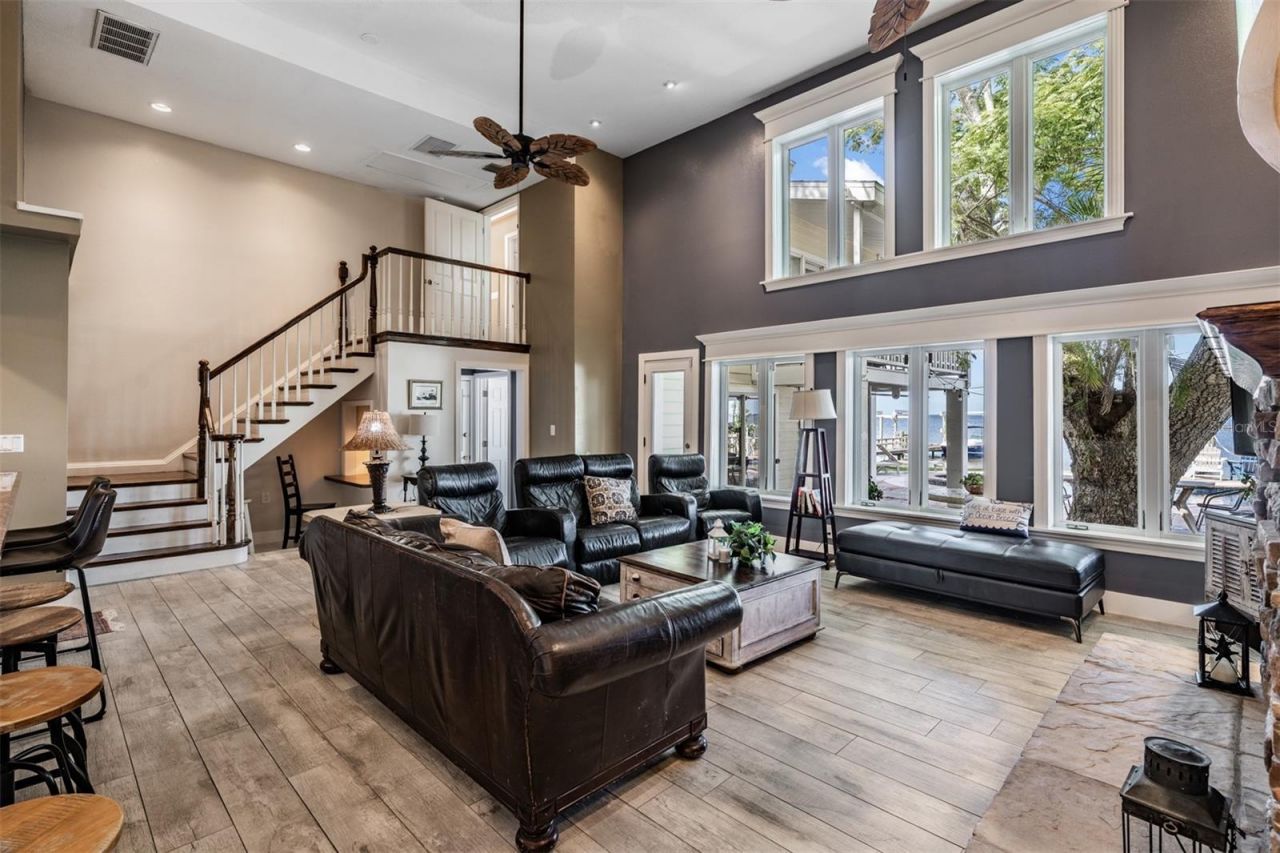 615 N Mayo Street, Crystal Beach, FL 34681 Photo