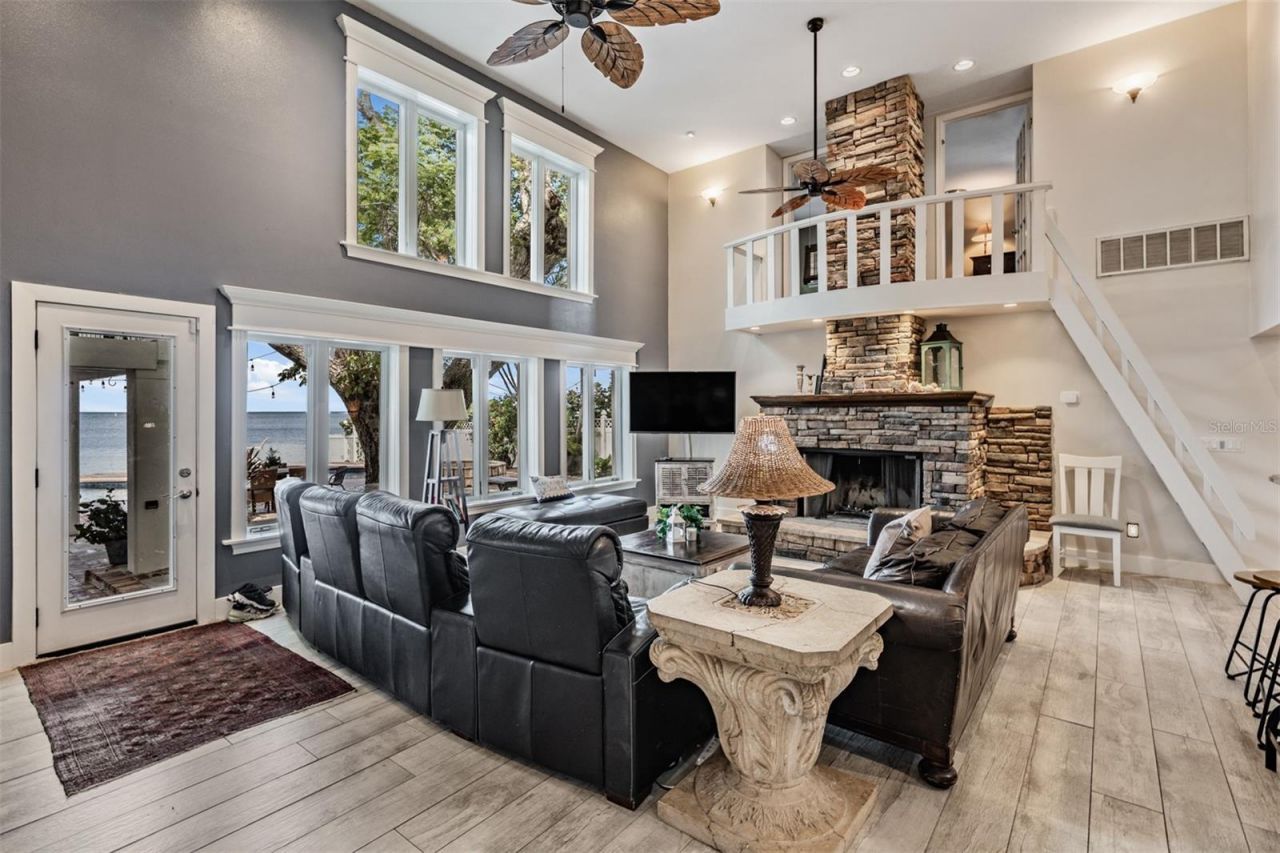 615 N Mayo Street, Crystal Beach, FL 34681 Photo