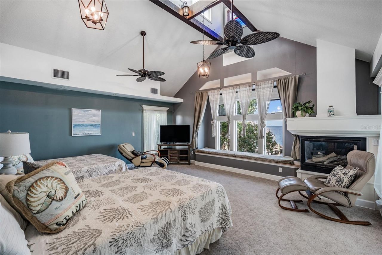 615 N Mayo Street, Crystal Beach, FL 34681 Photo