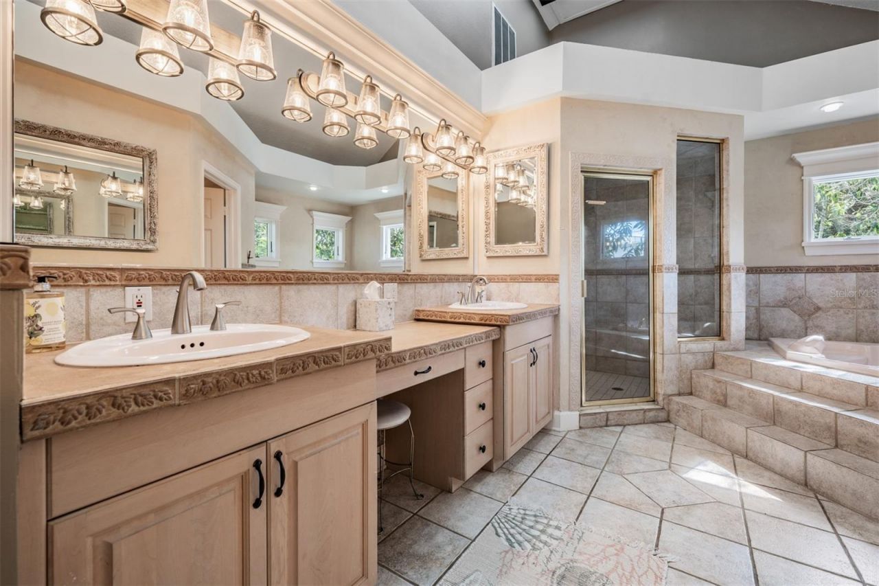 615 N Mayo Street, Crystal Beach, FL 34681 Photo