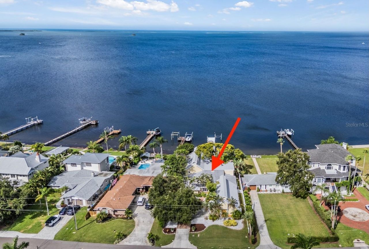 615 N Mayo Street, Crystal Beach, FL 34681 Photo