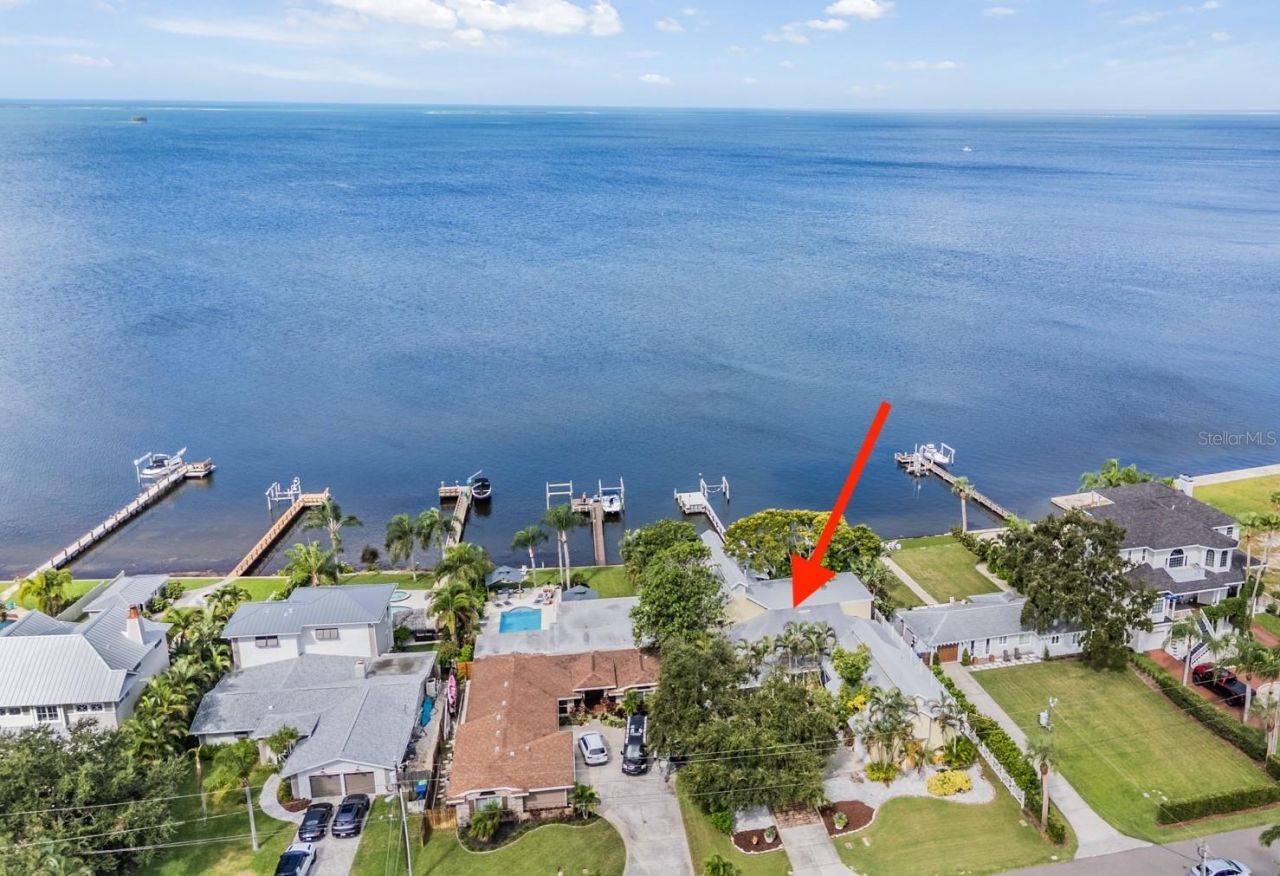 615 N Mayo Street, Crystal Beach, FL 34681 Photo