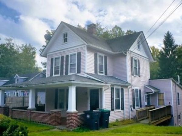 68 Frenchtown Rd, Milford, NJ 08848