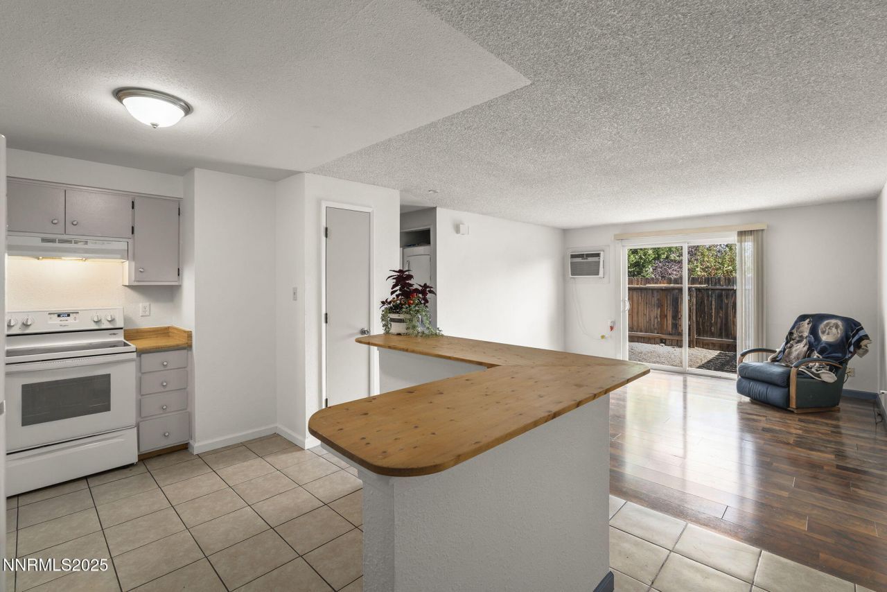 10005 Sagewood Drive, Reno, NV 89506 Photo