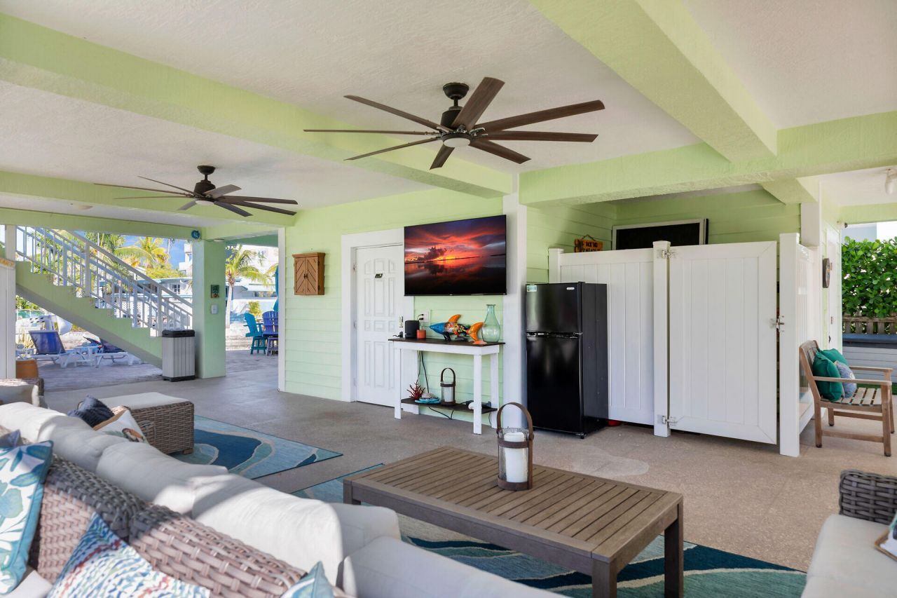 140 Fairwich Court, Tavernier, FL 33070 Photo