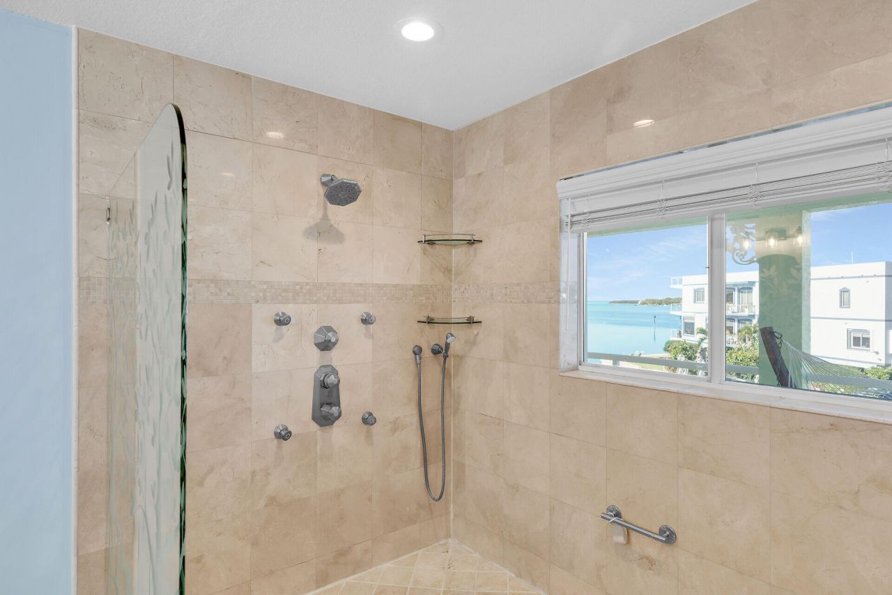 140 Fairwich Court, Tavernier, FL 33070 Photo