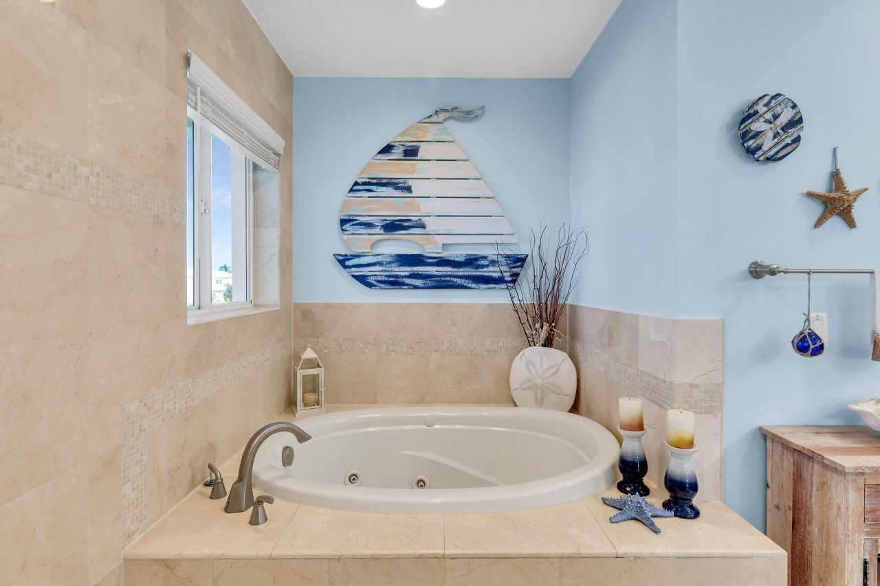 140 Fairwich Court, Tavernier, FL 33070 Photo