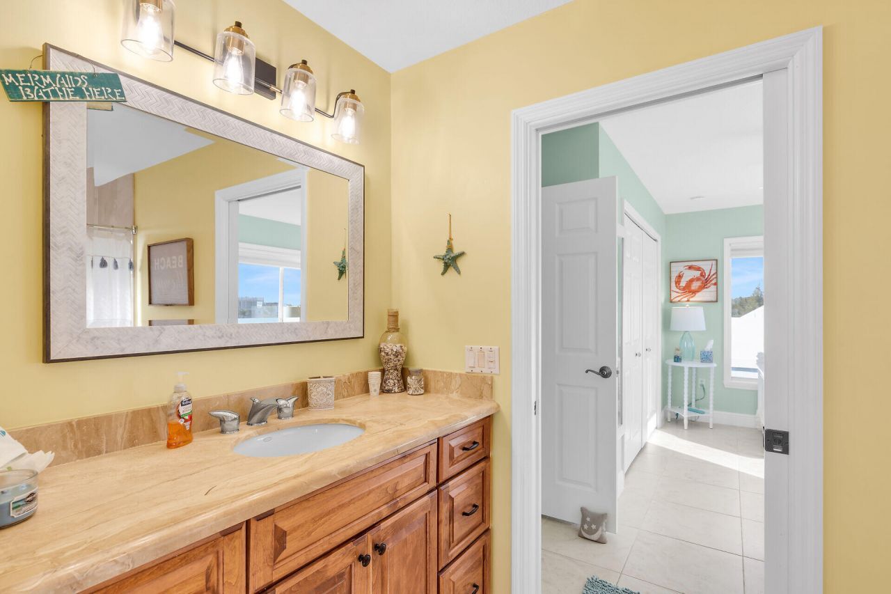 140 Fairwich Court, Tavernier, FL 33070 Photo