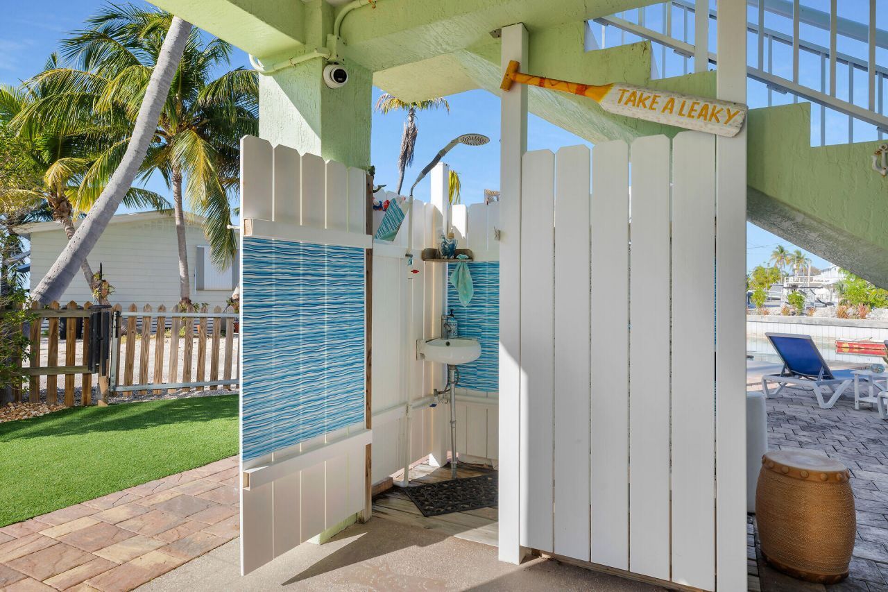 140 Fairwich Court, Tavernier, FL 33070 Photo