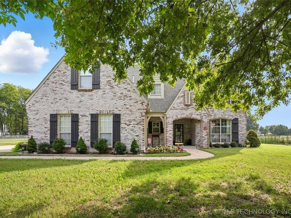 8219 N 175th East Avenue, Owasso, OK 74055