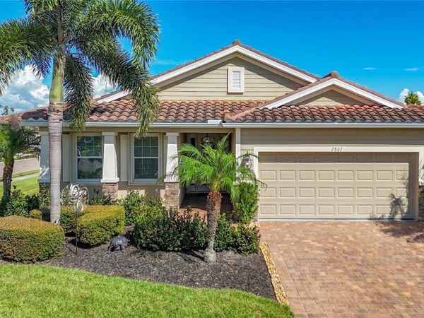 2807 ORIOLE DRIVE, SARASOTA, FL 34243