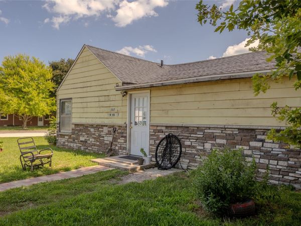 307 Howard Street, Rippey, IA 50235