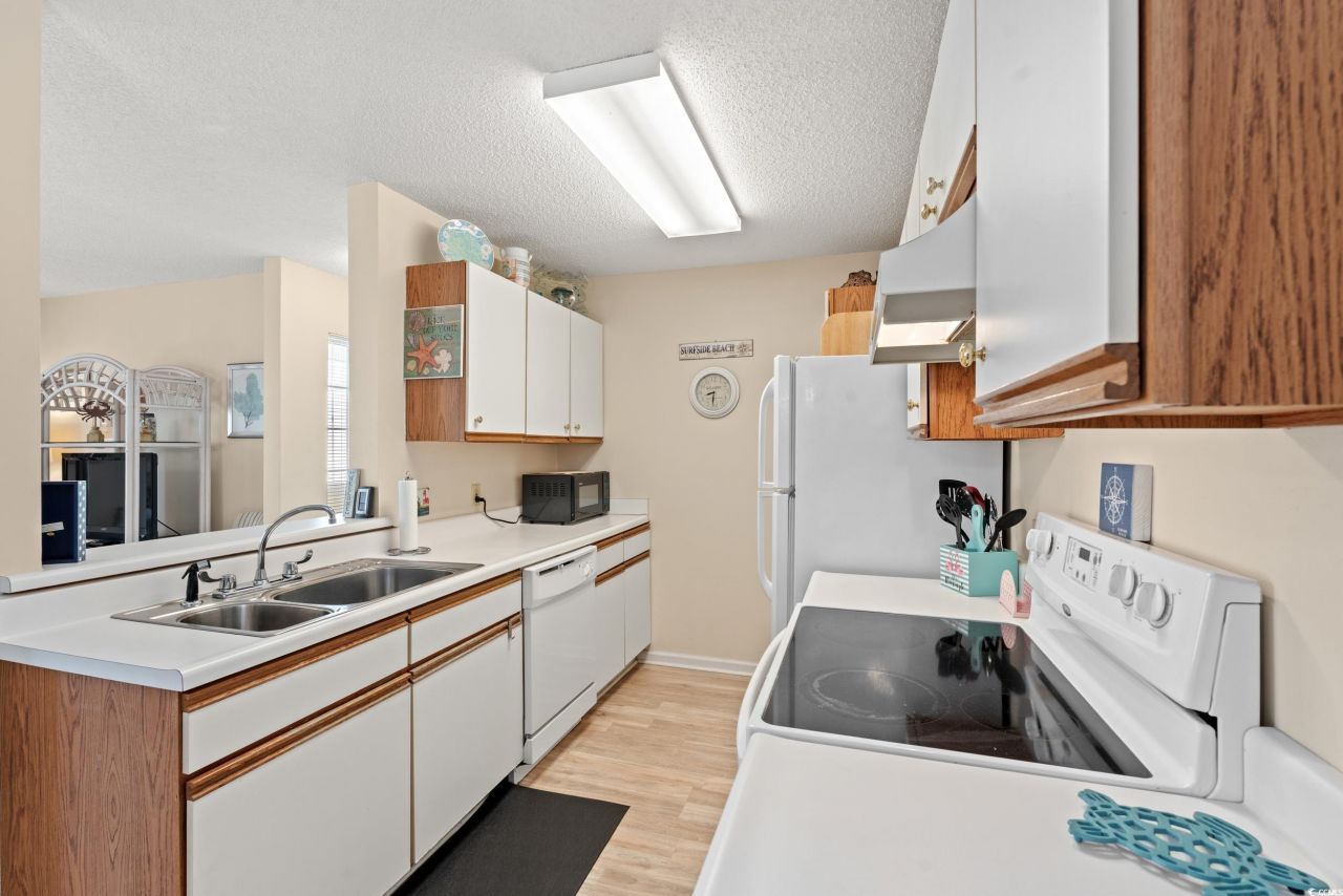 2220 Andover Dr. Photo 10