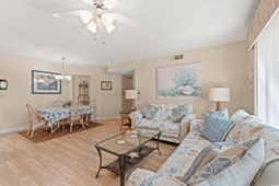 2220 Andover Dr. photo 4