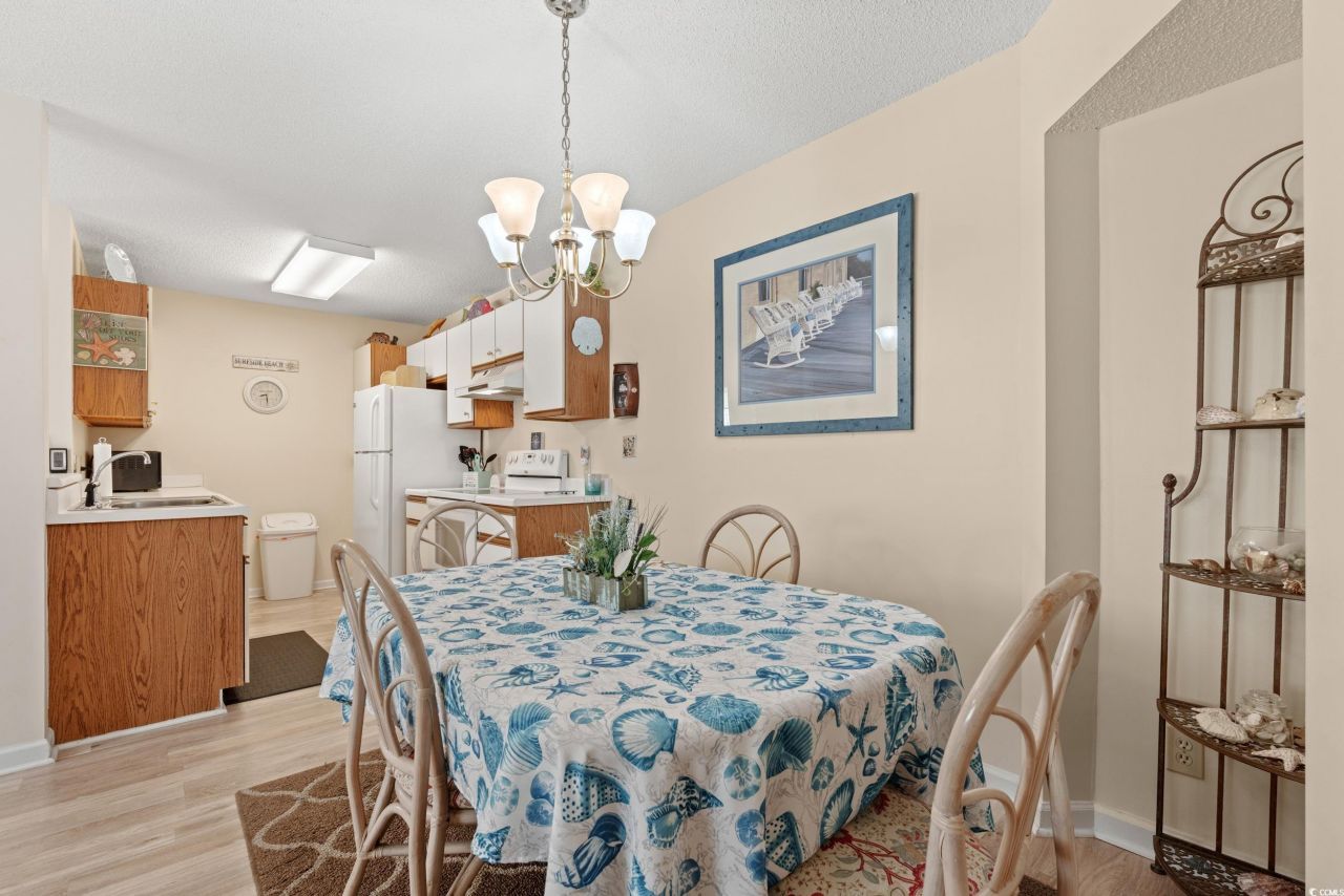 2220 Andover Dr. Photo 7