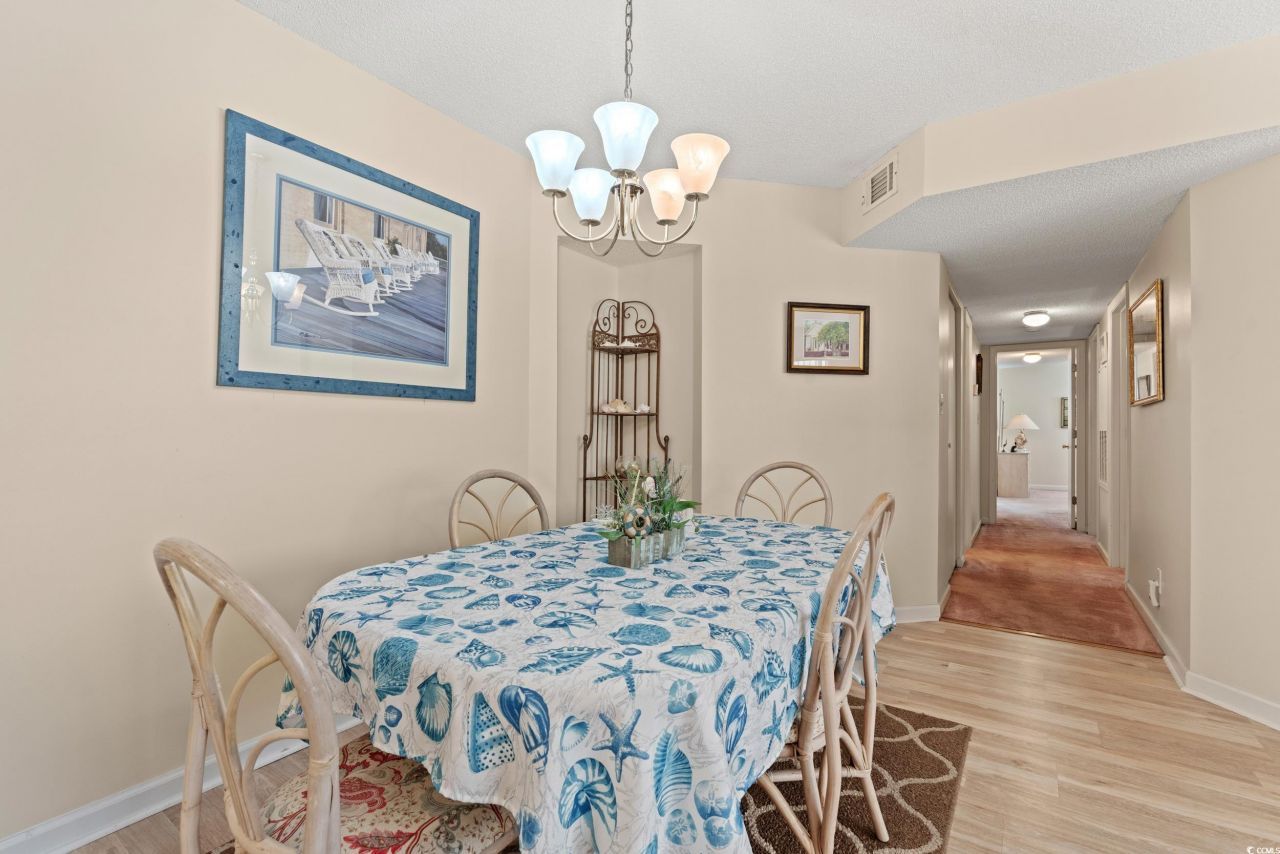 2220 Andover Dr. Photo 8