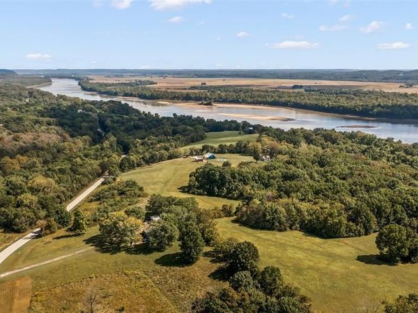 10200 State Route 94, Portland, MO 65067