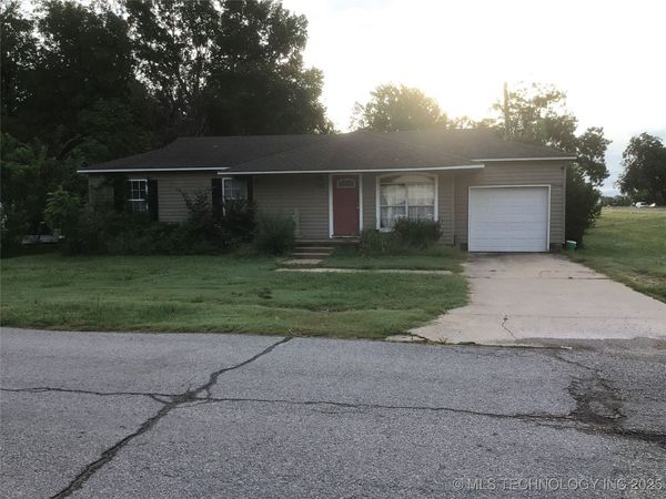 3 N Ora Street, Pryor, OK 74361