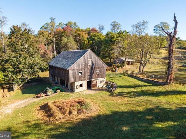 2275 STRASBURG ROAD, COATESVILLE, PA 19320