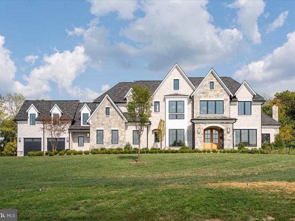 SEABISCUIT PARK PLACE, MIDDLEBURG, VA 20117