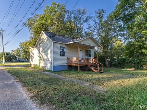 1000 W Victor Street, Poplar Bluff, MO 63901