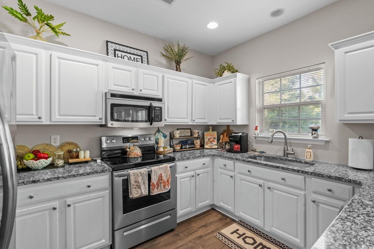 113 Knightbury Ct. Photo 10