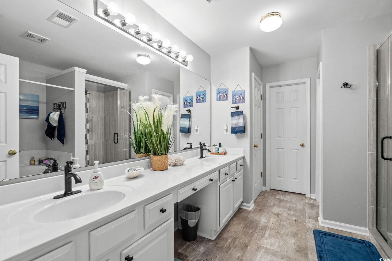 113 Knightbury Ct. Photo 13