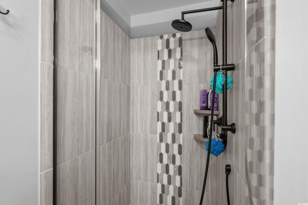 113 Knightbury Ct. Photo 14