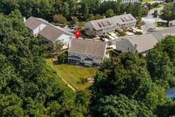 113 Knightbury Ct. photo 4