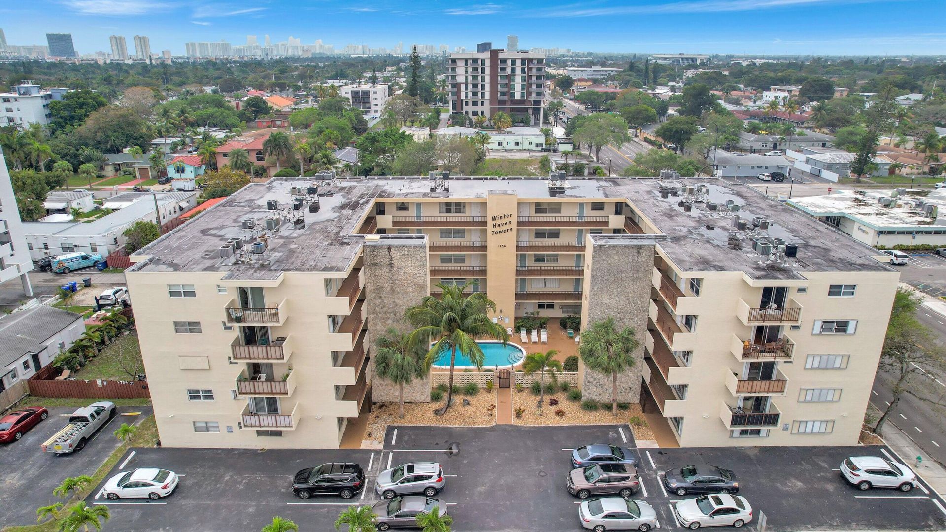 1750 Jefferson Street, Unit 305, Hollywood, FL 33020 Photo