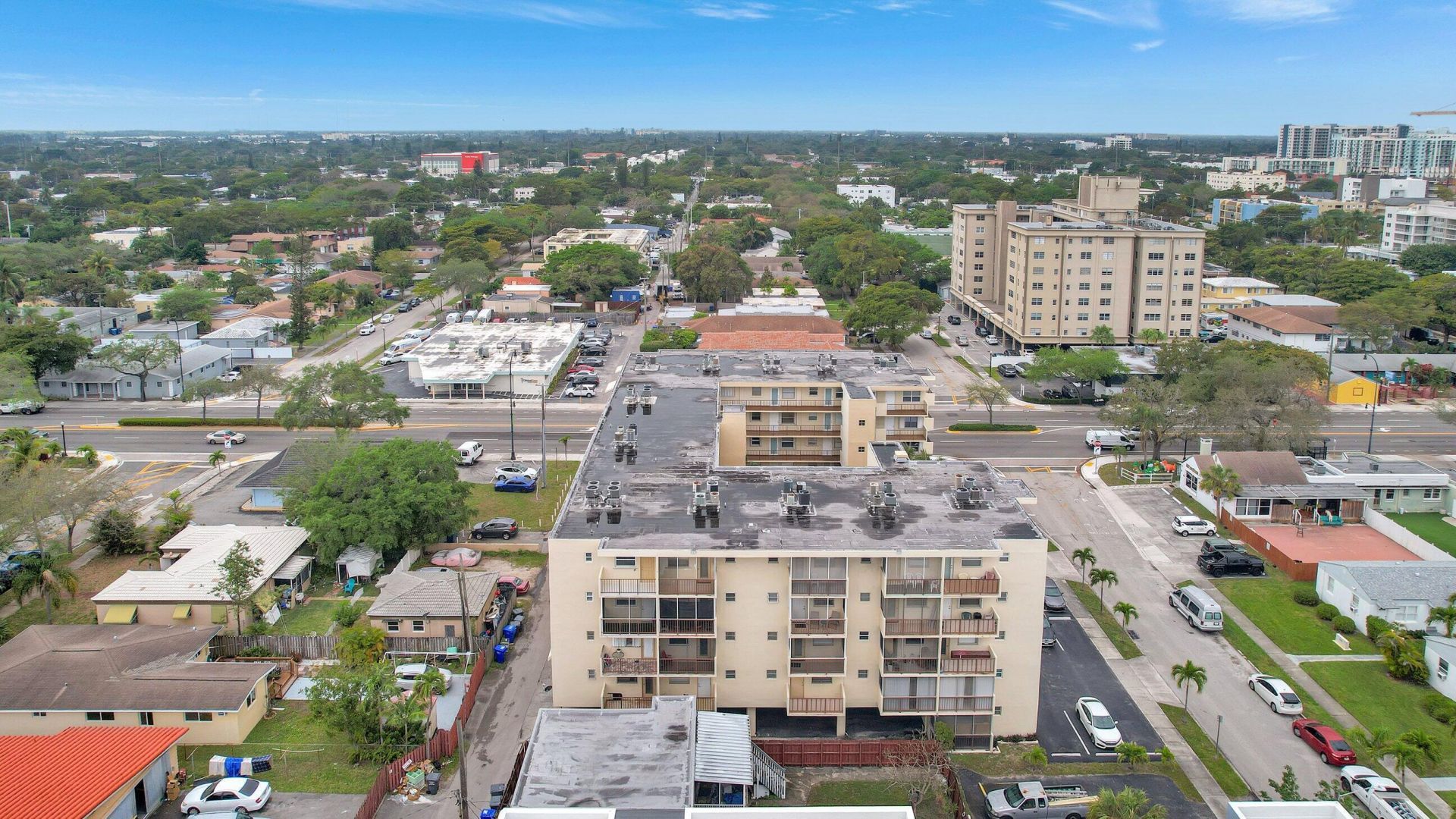 1750 Jefferson Street, Unit 305, Hollywood, FL 33020 Photo
