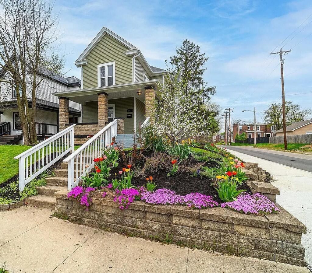 993 Oakwood Avenue, Columbus, OH 43206 Main Photo